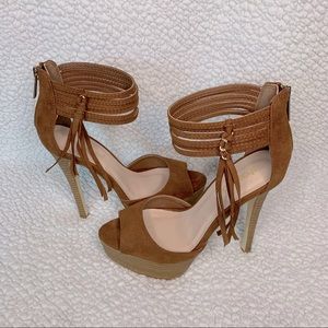 Shoedazzle Whiskey suede heel sandals